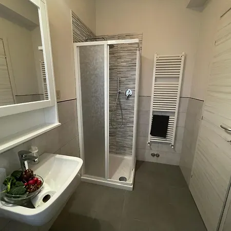 Eugenio Apartment
