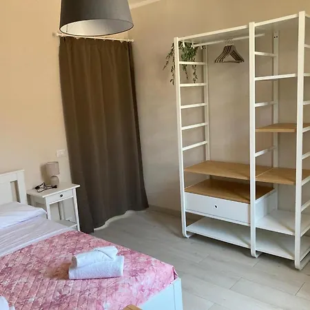 Eugenio Apartment